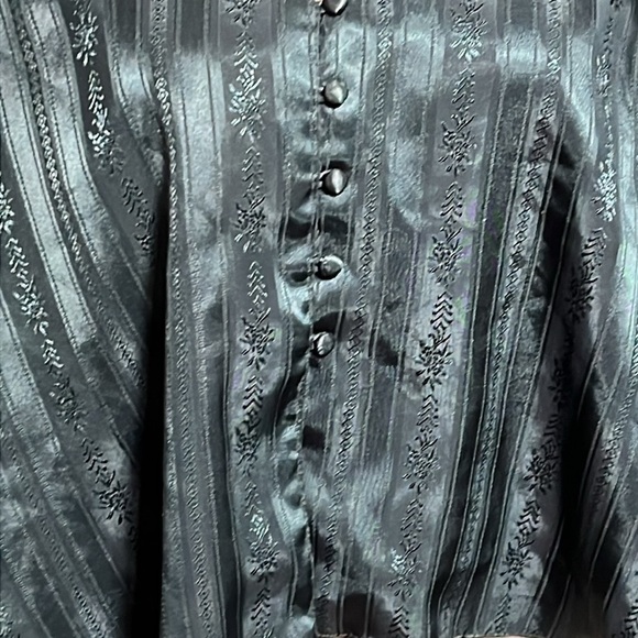 Victoria's Secret gold label 100% polyester sleep top size small - Picture 2 of 6